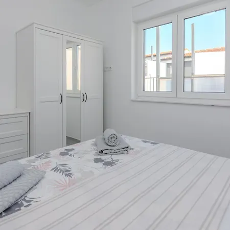 Apartament By The Sea - Lozice, - 23515